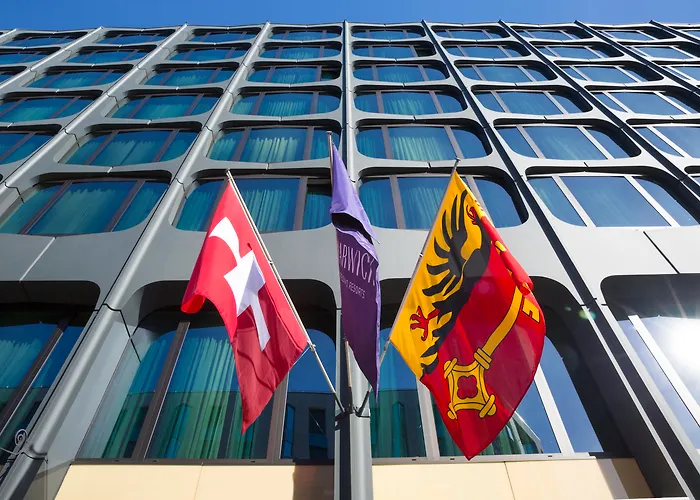 Luxury hotel only: Warwick Geneva