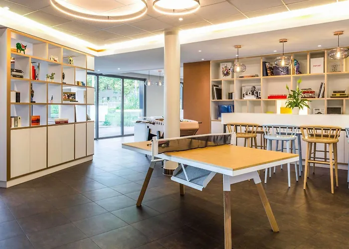 Hotel Ping Pong: Ibis Geneve Petit Lancy